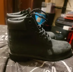 Boys timberland boots