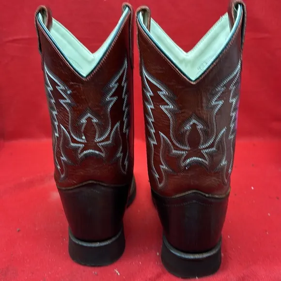 BoysBrown and Red Cowboy Boots SZ 3 D
