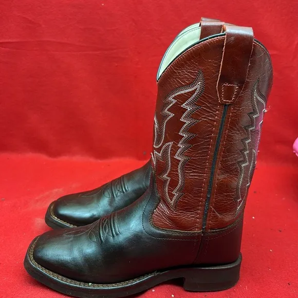BoysBrown and Red Cowboy Boots SZ 3 D