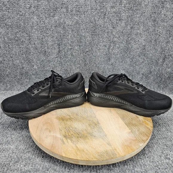 Brooks Beast GTS 24 Men's Size 9.5 2E Black Athletic Running Shoes 1104252E020