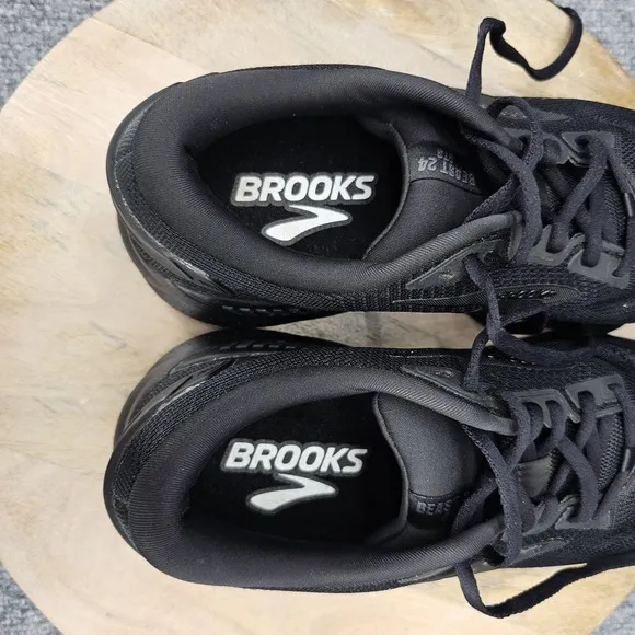 Brooks Beast GTS 24 Men's Size 9.5 2E Black Athletic Running Shoes 1104252E020