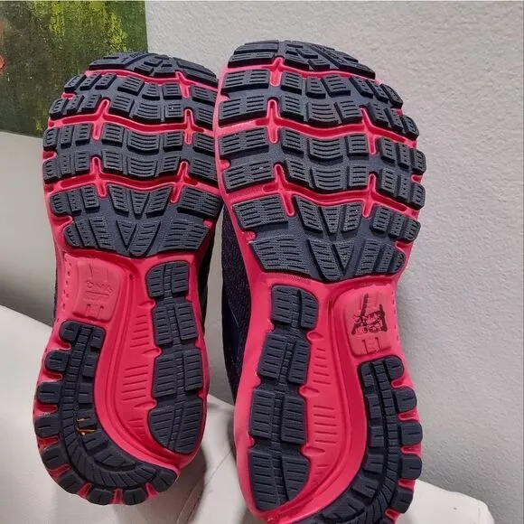 Brooks Ghost 12 Running Shoes Size 10,5