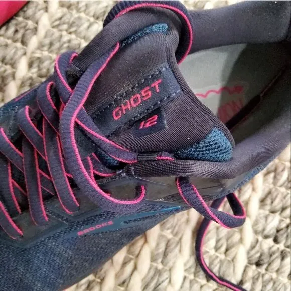 Brooks Ghost 12 Running Shoes Size 10,5
