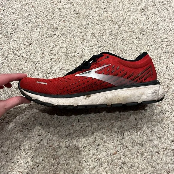 Brooks Ghost 13 Running Shoes Red Men's Sz 9 Activewear