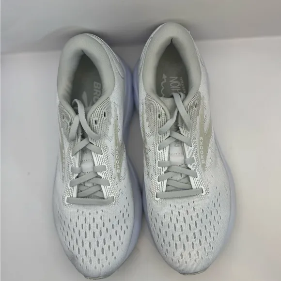 Brooks Women’s Size 7 Ghost 16 White Running Athletic Shoes