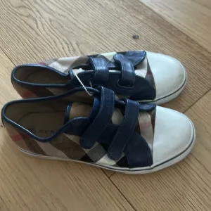 Burberry boys shoes navy kids 3 35 European