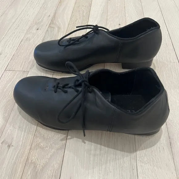 Capezio Cadence Black Tap Dance Shoes CG19 Size 10.5 M