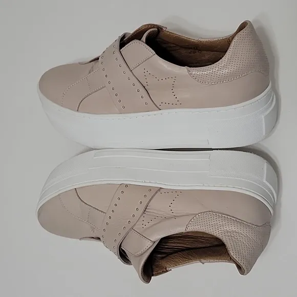 Carl Scarpa Platform Trainers