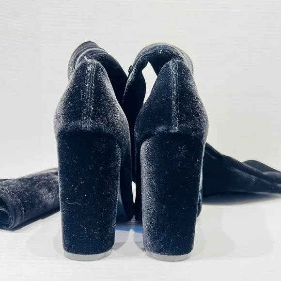 CARVELA WOLF BLACK by Kurt Geiger Zip Closure  Velvet Upper Size 37