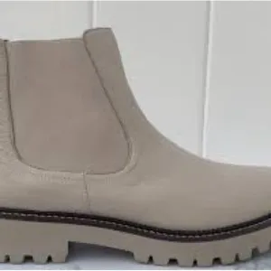 Caslon Light Beige Ankle Boots with Chunky Sole and Elastic Side Panels