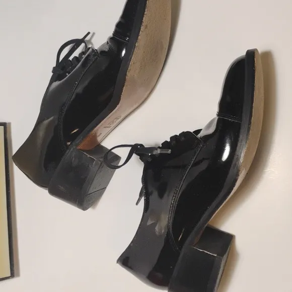 Charles David Designed By Nathalie M Patent Leather Shoes Size 7.5 With Box