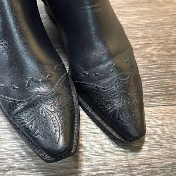 Charlie 1 Horse Black Leather western Boots woman’s size 6B  (b69)