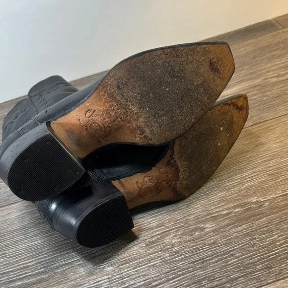 Charlie 1 Horse Black Leather western Boots woman’s size 6B  (b69)