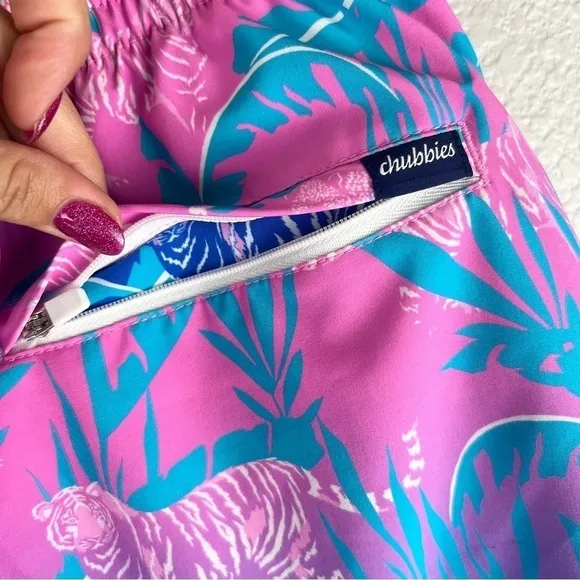 Chubbies The Hydrofoils Pink/Blue Jungle Lined Classic Swim Trunk 4&quot; Inseam XL