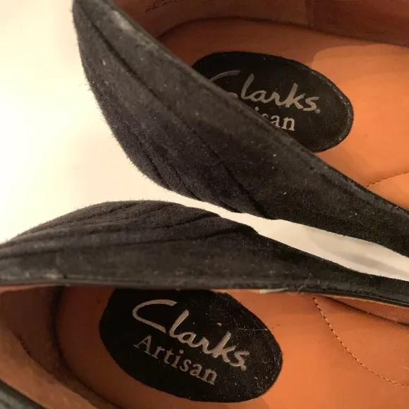 Clark Artisan Black Velour Shoes size 9 1/2