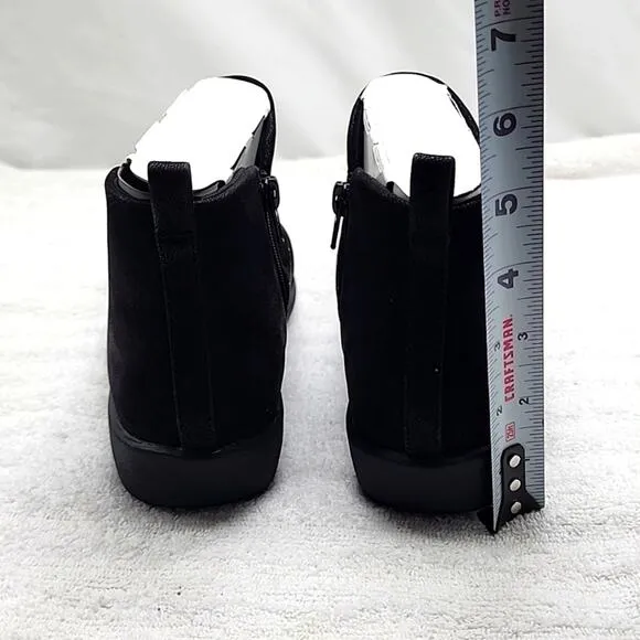 CLARKS CLOUDSTEPPERS●SILLIAN GEMMA BLACK ANKLE BOOTS■LADIES 8  ●WIDE●NWB●CUTE●