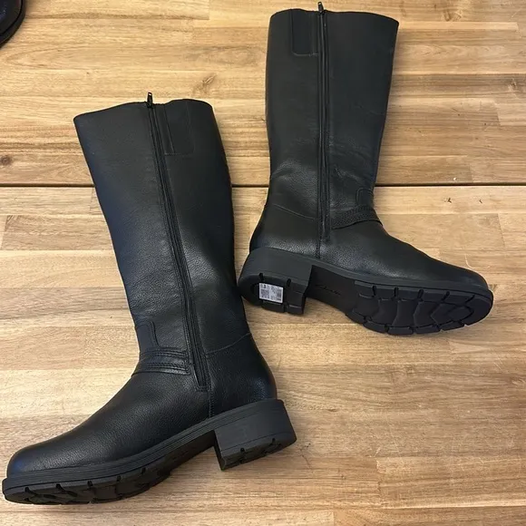 CLARKS HEARTH RAE Black Leather Knee-High Boots