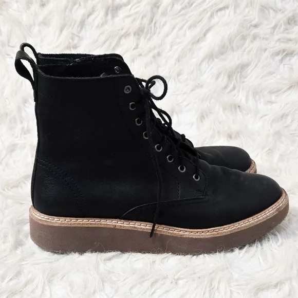 Clarks Trace Pine Boots Black Leather Lace Up  Zipper Comfort Moto Combat