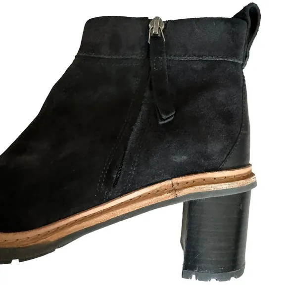 Clarks Trace Shine Black Suede Leather Ankle Boots Size 8 Comfort Shoe Boot