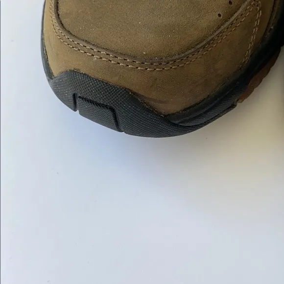 Clarks Unstructured Un-Kinetic Shoes
