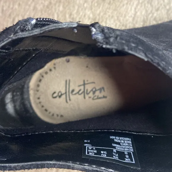 Clarks Women’s Size 7.5 Black Suede Ankle Boots Ultimate Comfort Collection