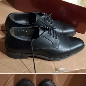 Classic Black Men's Saffiano Dress Shoes