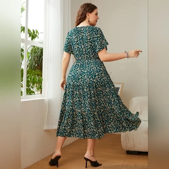 Classic Floral Round Neck Short Sleeve Modest Midi Dress Chic Curvy Plus-size