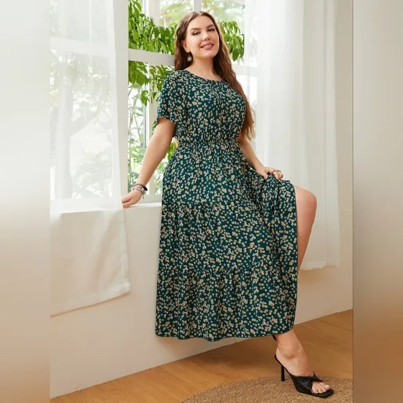 Classic Floral Round Neck Short Sleeve Modest Midi Dress Chic Curvy Plus-size