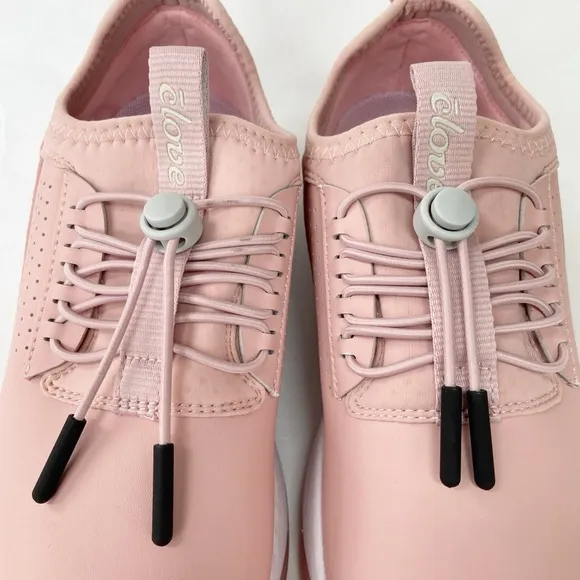 Clove Pink Women’s Classic Sneakers Size 5