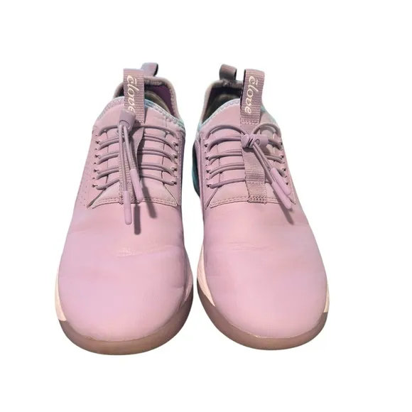 Clove Women’s Classic Lavender Size 9.5