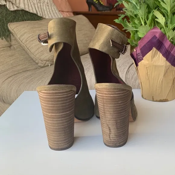 COACH open toe heel