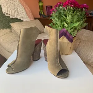 COACH open toe heel