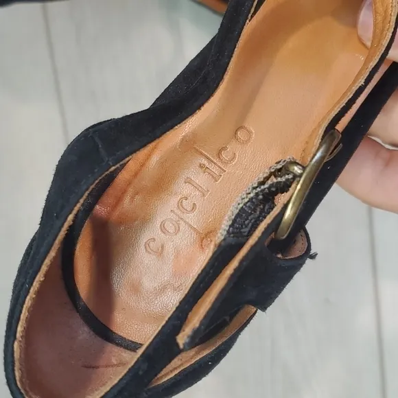 Coclico Womens Suede Ankle Strap Heels Open Toe Sandals Shoes sz 38 US 7.5