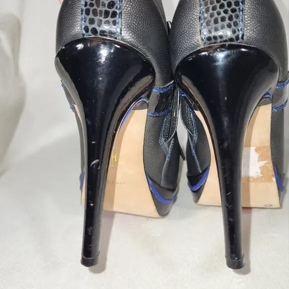 Cole Haan Kiltie Tassle Ankle Boots Size 8B