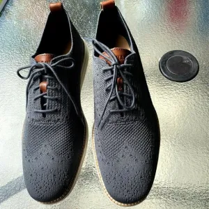 Cole Haan leather/perforated mesh gray shoes 10M