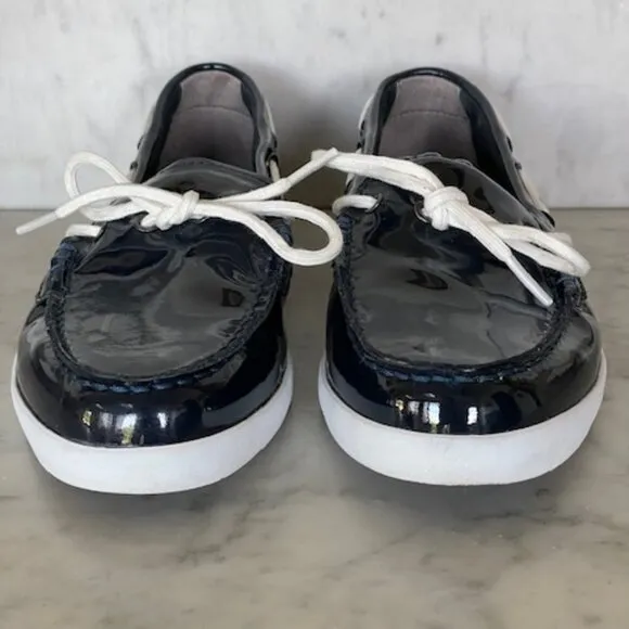 COLE HAAN Navy Patent Nantucket Camp Moc Boat Shoe 10B NWOT