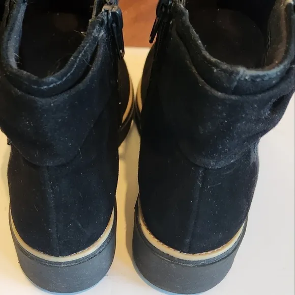 Collections for Clark's size 8.5 black suede leather comfort style boots