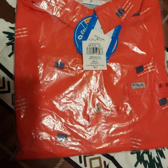 COLUMBIA Slack Tide Red Spark Flag Camp Shirt LG BNWT Limited Edition SO 1 Left