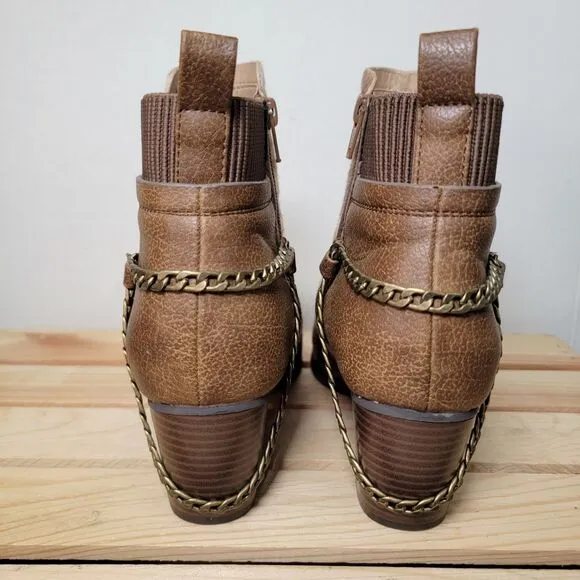 Comfort EST. 1946 Ankle Boots Brown Faux Cow Hide Med Heel - Size 9W
