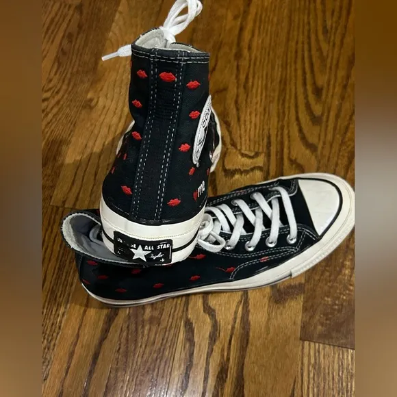 Converse Chuck 70 Crafted With Love Women’s Sneakers Size 9 Classic Stylish
