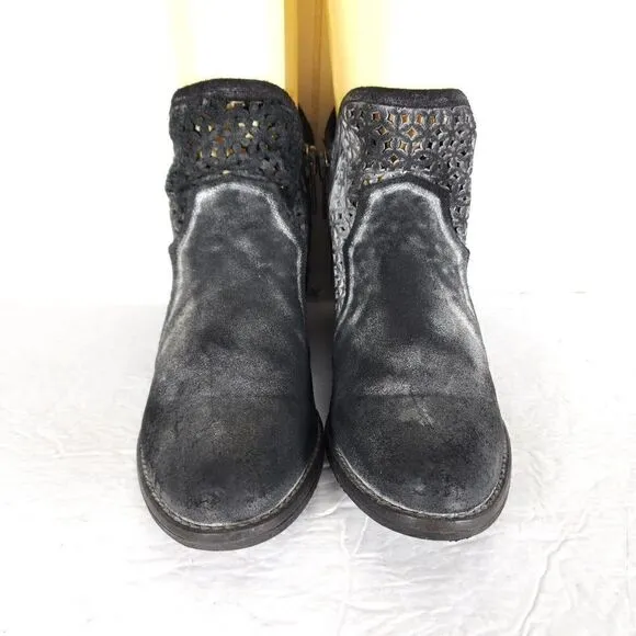 Corral Circle G Women’s US10 Leather Black Gray Cutout Shortie Western Boots