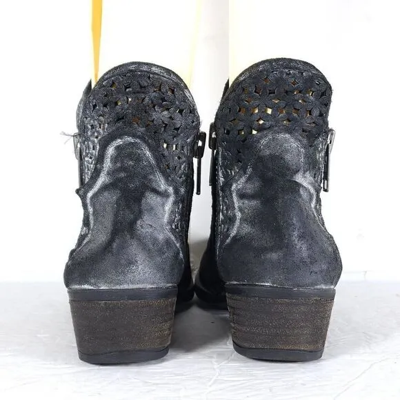 Corral Circle G Women’s US10 Leather Black Gray Cutout Shortie Western Boots
