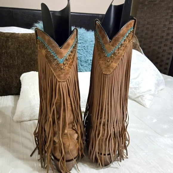 Corral Fringe Leather Boots With Starvorski Crystals Size 8 EUC!