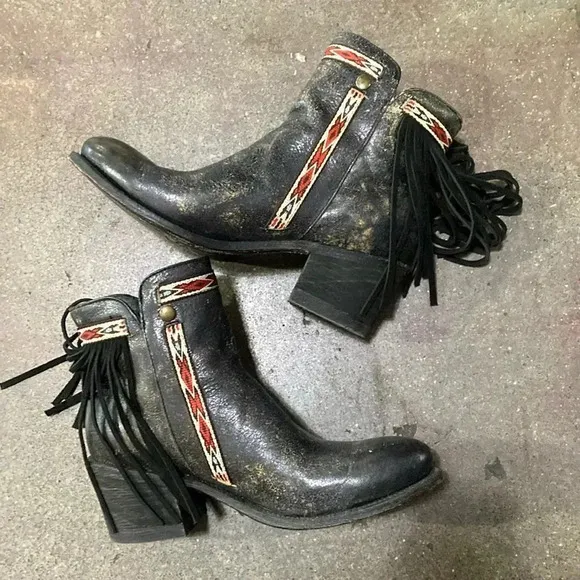 Corral fringe leather Boots