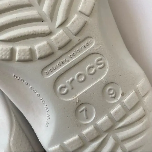 Crocs Islander Pitcrew Gray Boat Shoes size M7 W9