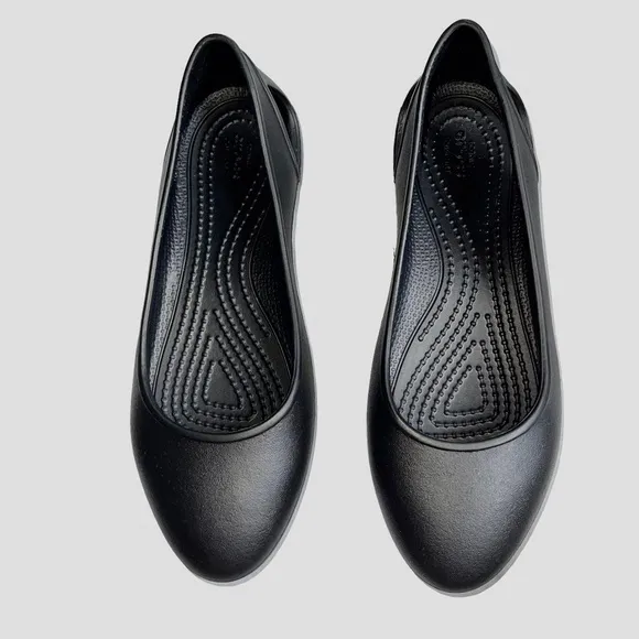 Crocs Laura Women’s Size 4 Flats Slip On shoes Black
