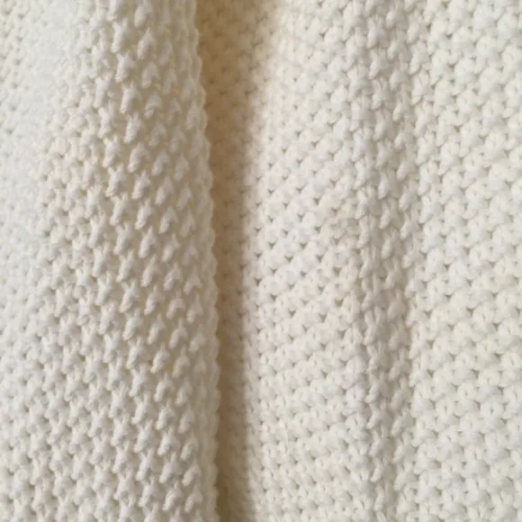 Cynthia Rowley cream loose knit pull-on sweater buttons boat neck long sleeve