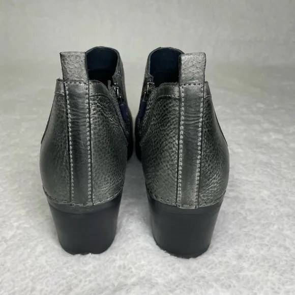 Dansko Harlene Booties Women's 38 US 7.5/8 Gray Distressed Leather Chelsea Boots