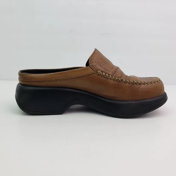 Dansko Madigan Womens Size EU 39 US 8.5-9 Brown Leather Slip On Mule Shoes