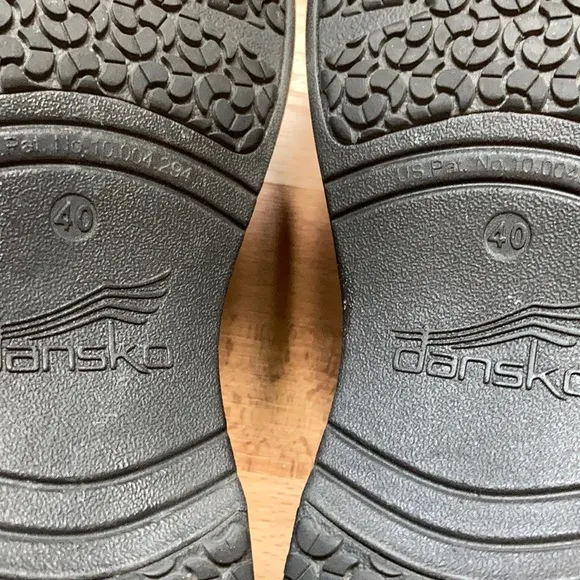Dansko XP 2.0 Black Leather Slip-Resistent Shoes